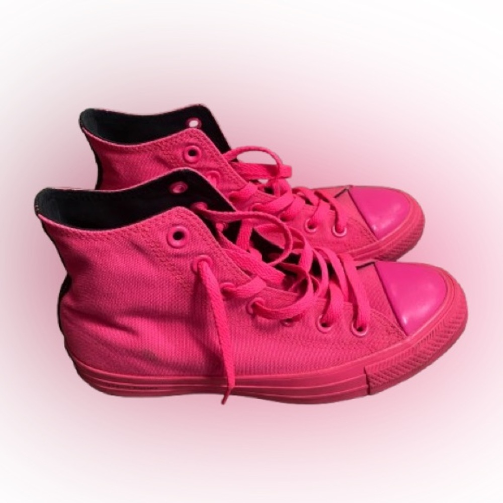 OPI x Chuck Taylor All Star High 'V-I-Pink Passes'
MENS 5 | WOMENS 7